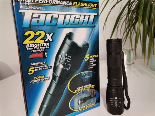 Lanterna Profesionala cu 5 moduri de iluminare photo review