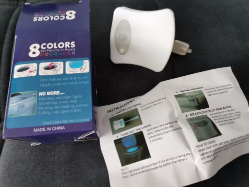 Lampa Led Wc, pentru vasul de toaleta cu senzor infrarosu de miscare si 8 lumini photo review