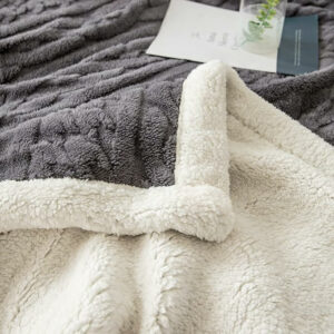 Patura Dubla Cocolino , Cu Blanita, tricotaj cu model in relief, 200x230 cm, Pentru pat dublu, 2 kg-Gri - imagine 3