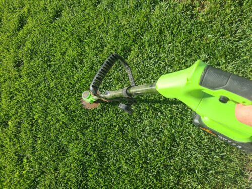 Motocoasa Electrica, Fara Fir, Disc, 2 Acumulatori 48V, 18000 RPM, Autonomie Mare, Putere 800W, 3 Tipuri De Lame De Taiere, Brat Ajustabil, 7 Accesorii Interschimbabile, ABS Si Metal, Roti Detasabile, Verde photo review